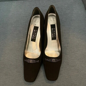 Stuart Weitzman embellished square toe pump size 7